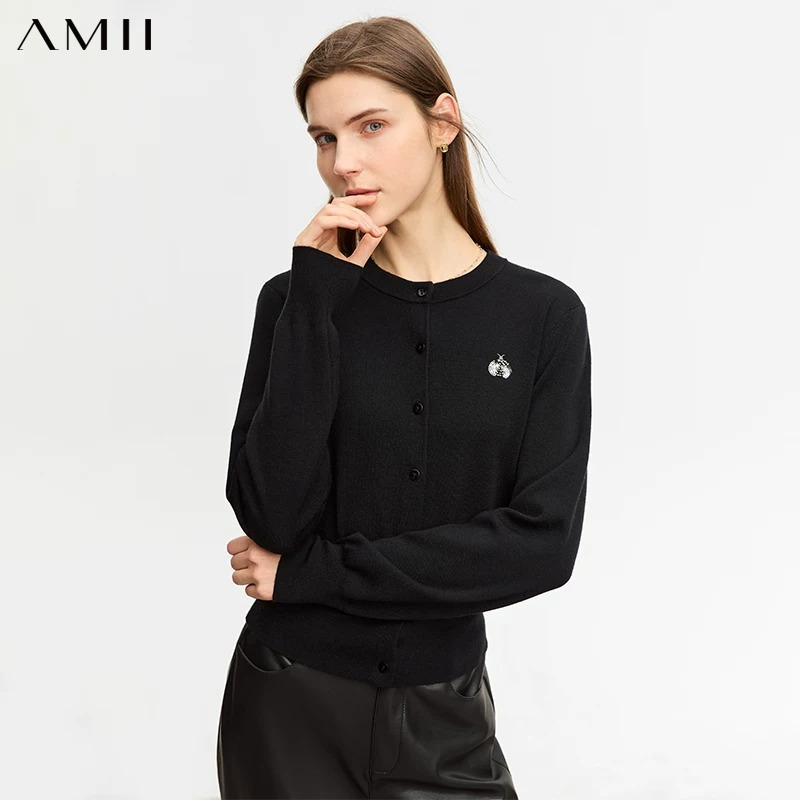 Embroidery Lady Bug - AMII Minimalist Yün Kazak Kadınlar İçin